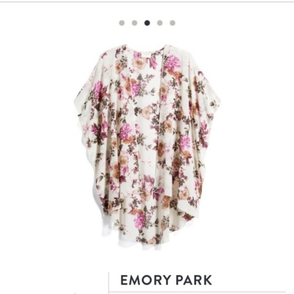 emory park Tops - Emory Park 3xl caley Kimono from Stitch fix